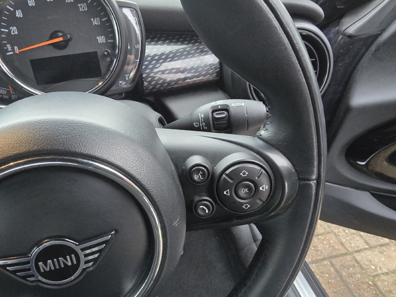 2020 (70) MINI CONVERTIBLE 2.0 Cooper S Classic II 2dr 4938128