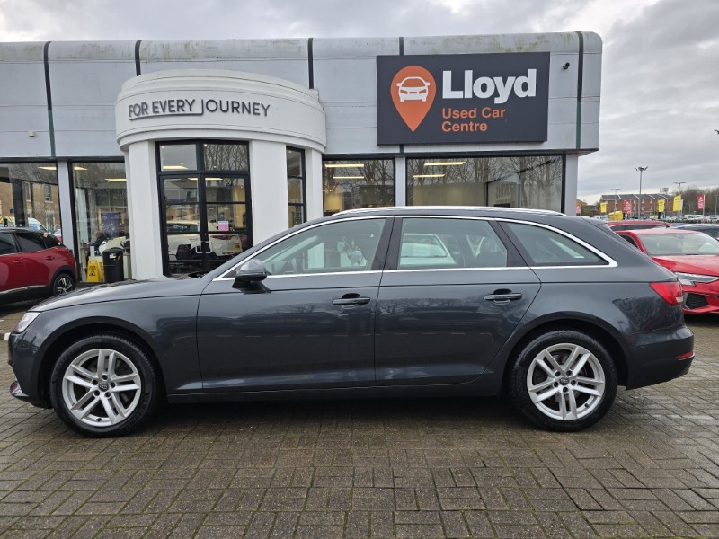 2016 (16) AUDI A4 1.4T FSI Sport 5dr 4937423
