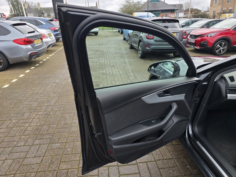 2016 (16) AUDI A4 1.4T FSI Sport 5dr 4937435