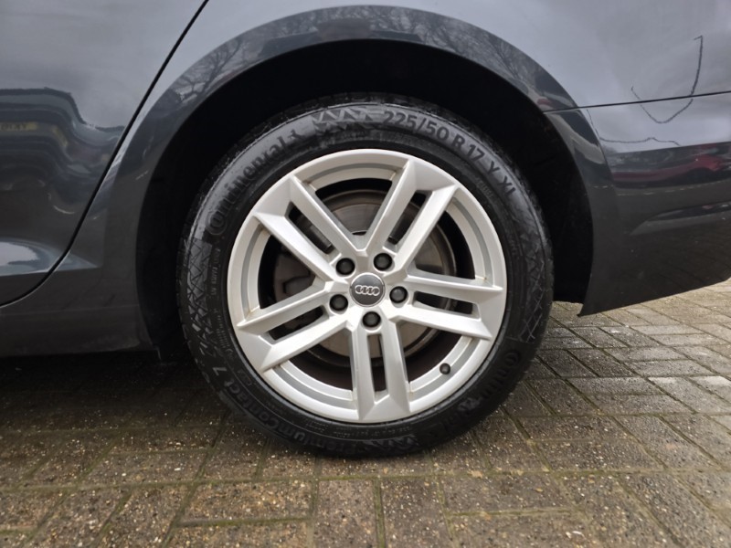 2016 (16) AUDI A4 1.4T FSI Sport 5dr 4937425