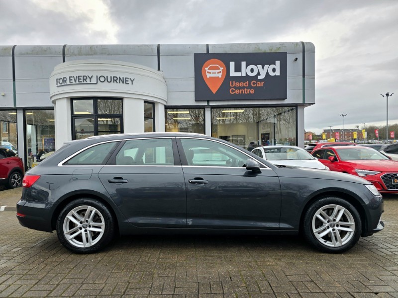 2016 (16) AUDI A4 1.4T FSI Sport 5dr 4937405
