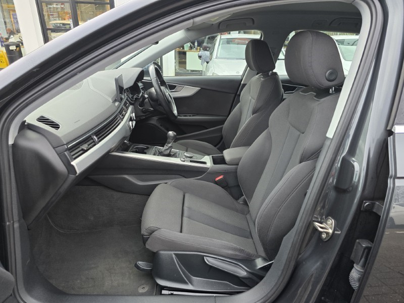 2016 (16) AUDI A4 1.4T FSI Sport 5dr 4937436