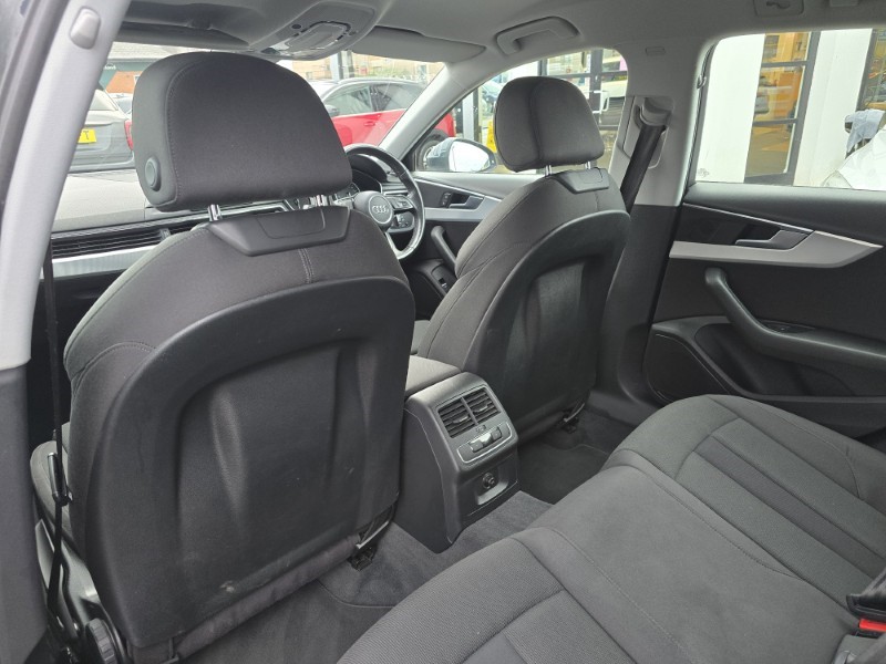 2016 (16) AUDI A4 1.4T FSI Sport 5dr 4937430