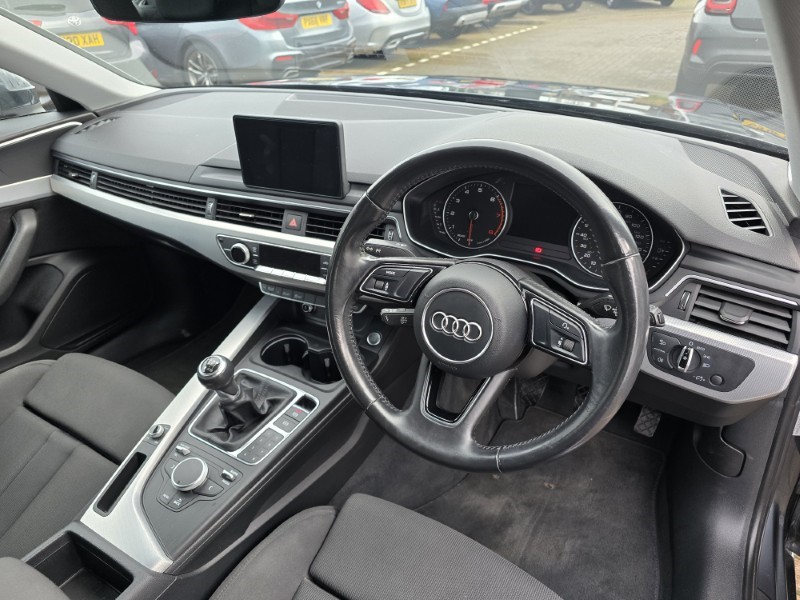 2016 (16) AUDI A4 1.4T FSI Sport 5dr 4937440