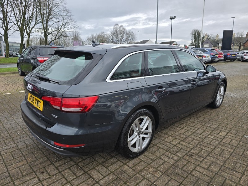 2016 (16) AUDI A4 1.4T FSI Sport 5dr 4937418
