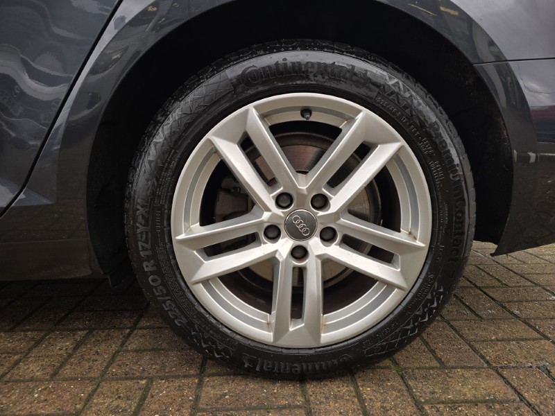 2016 (16) AUDI A4 1.4T FSI Sport 5dr 4937409