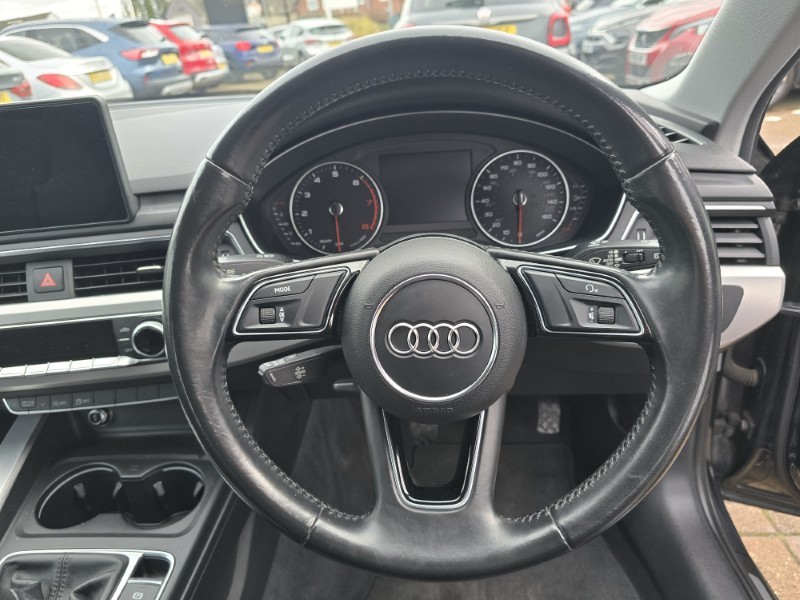 2016 (16) AUDI A4 1.4T FSI Sport 5dr 4937445