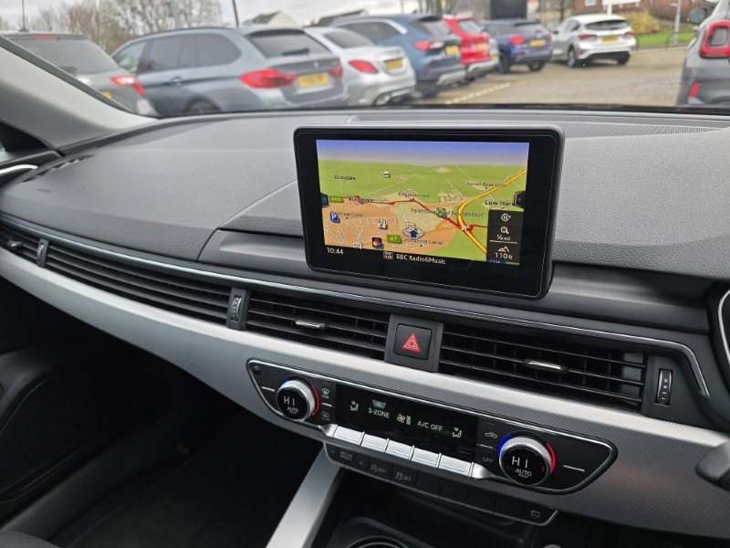 2016 (16) AUDI A4 1.4T FSI Sport 5dr 4937455