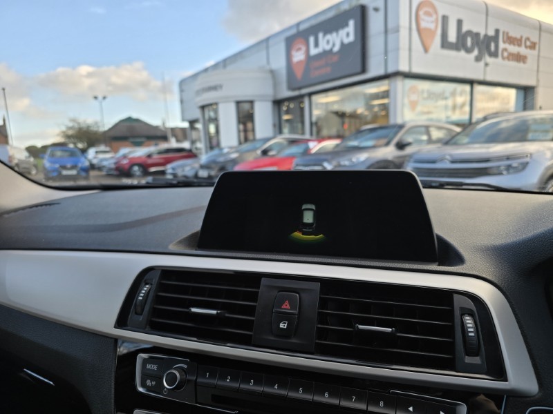 2019 (68) BMW 1 SERIES 116d SE Business 5dr [Nav/Servotronic] 4955881