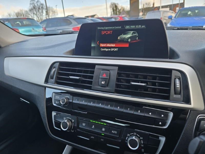 2019 (68) BMW 1 SERIES 116d SE Business 5dr [Nav/Servotronic] 4955915