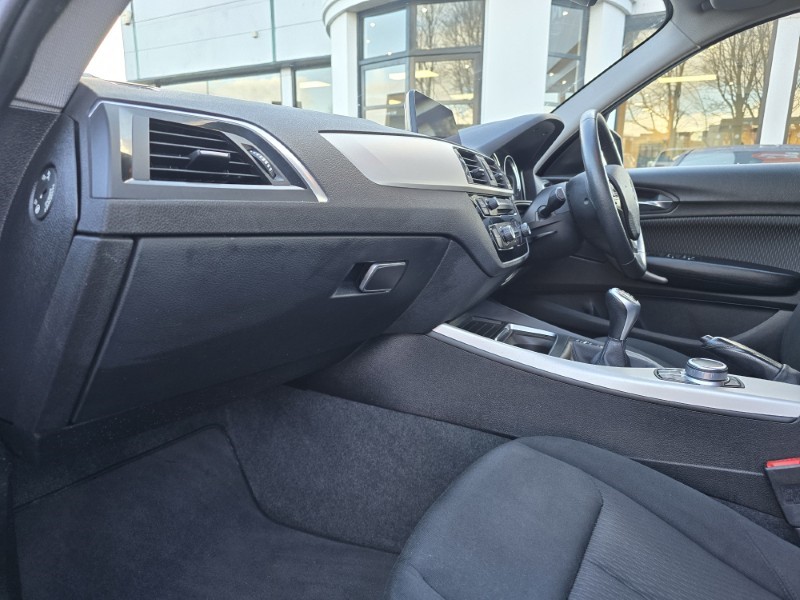 2019 (68) BMW 1 SERIES 116d SE Business 5dr [Nav/Servotronic] 4955896