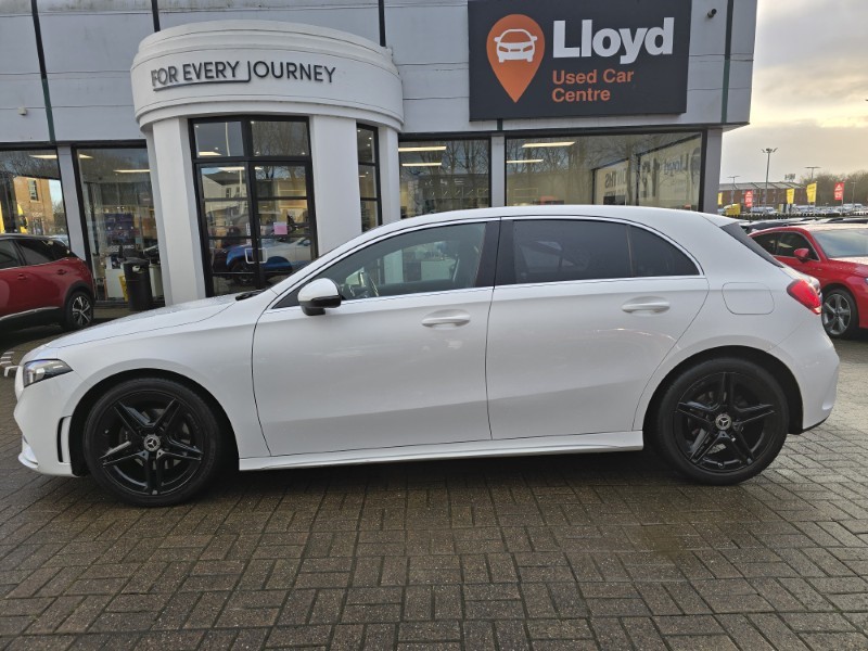 2018 (68) MERCEDES-BENZ A CLASS A180d AMG Line 5dr Auto 4946151