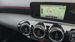 2018 (68) MERCEDES-BENZ A CLASS A180d AMG Line 5dr Auto 4946173