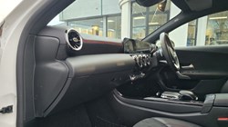 2018 (68) MERCEDES-BENZ A CLASS A180d AMG Line 5dr Auto 4946164