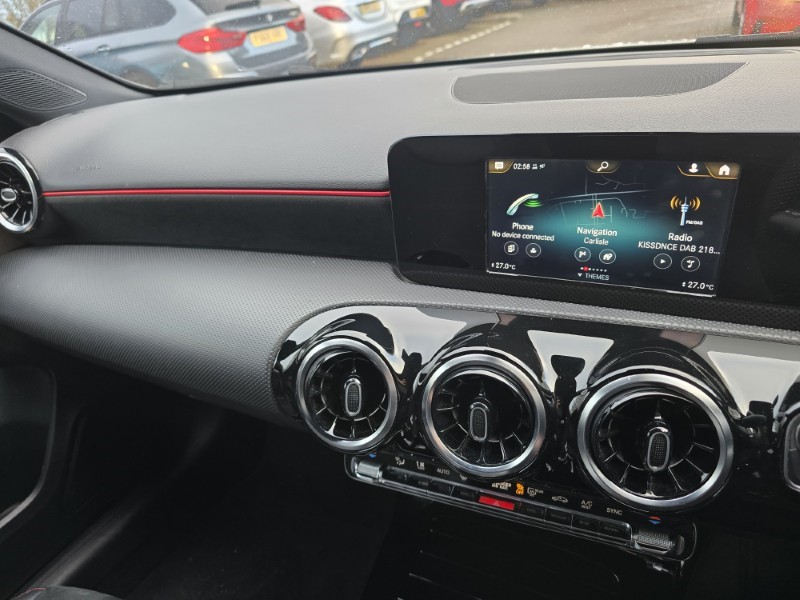 2018 (68) MERCEDES-BENZ A CLASS A180d AMG Line 5dr Auto 4946174