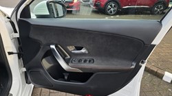 2018 (68) MERCEDES-BENZ A CLASS A180d AMG Line 5dr Auto 4946165