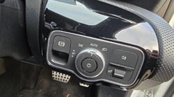 2018 (68) MERCEDES-BENZ A CLASS A180d AMG Line 5dr Auto 4946172