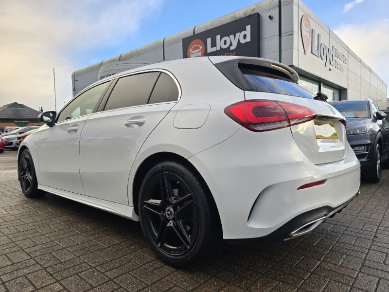 2018 (68) MERCEDES-BENZ A CLASS A180d AMG Line 5dr Auto 4946150