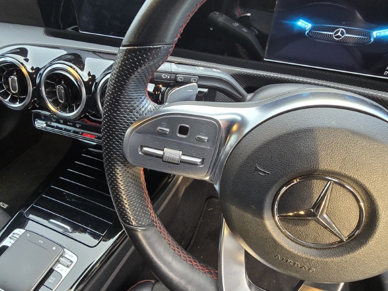 2018 (68) MERCEDES-BENZ A CLASS A180d AMG Line 5dr Auto 4946169