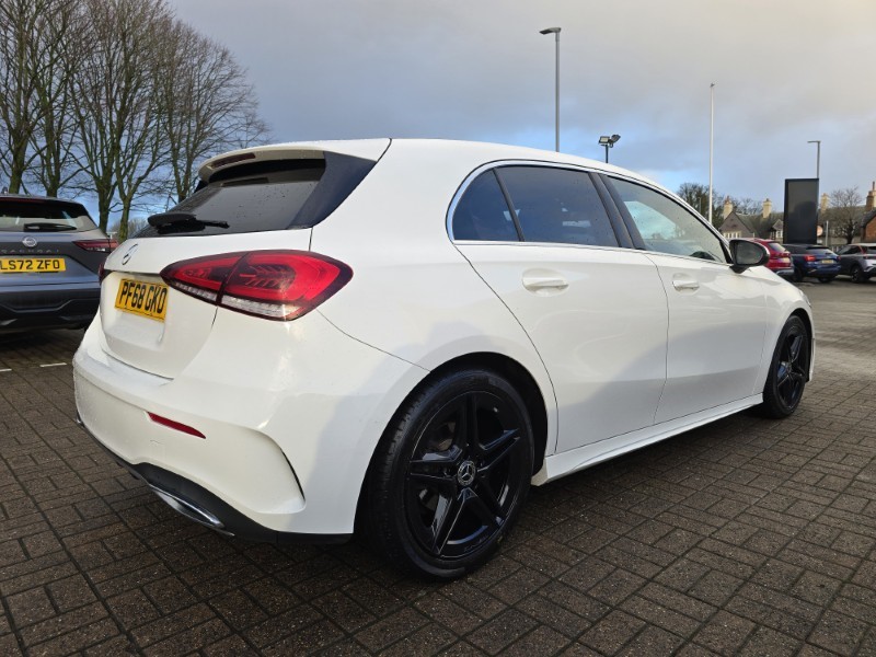 2018 (68) MERCEDES-BENZ A CLASS A180d AMG Line 5dr Auto 4946147