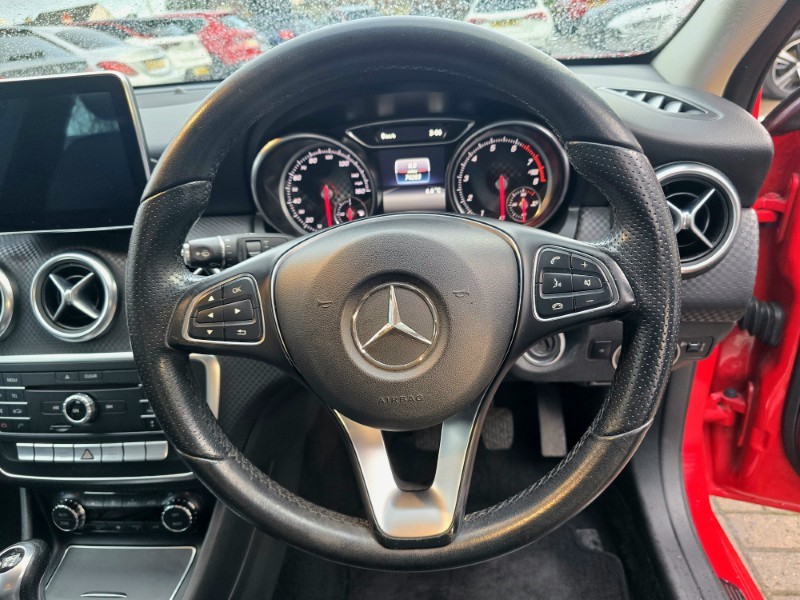 2016 (16) MERCEDES-BENZ A CLASS A180 Sport 5dr 4947052