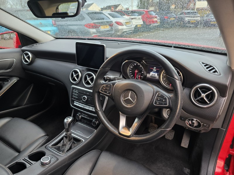 2016 (16) MERCEDES-BENZ A CLASS A180 Sport 5dr 4947047