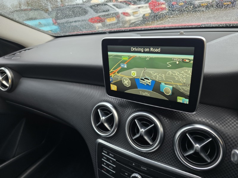 2016 (16) MERCEDES-BENZ A CLASS A180 Sport 5dr 4947059