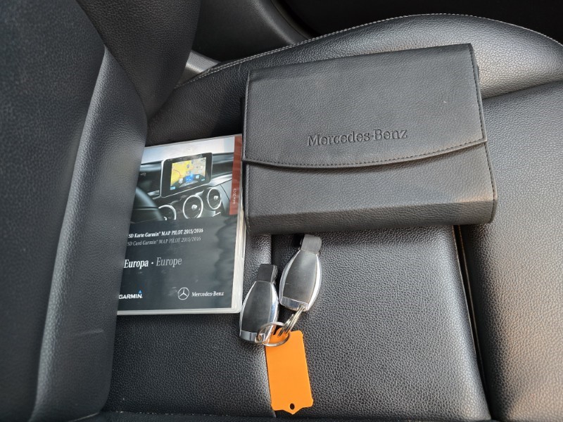 2016 (16) MERCEDES-BENZ A CLASS A180 Sport 5dr 4947070