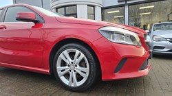 2016 (16) MERCEDES-BENZ A CLASS A180 Sport 5dr 4947019