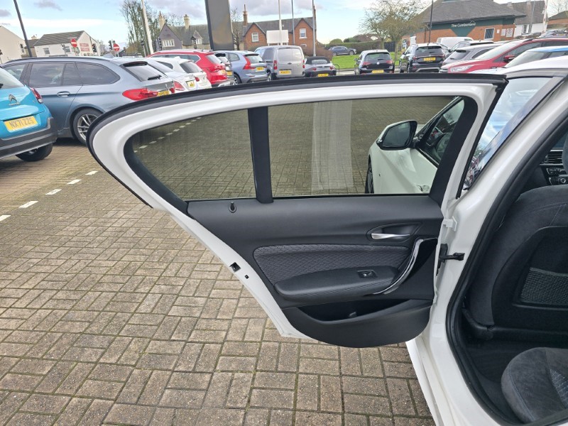 2017 (67) BMW 1 SERIES 118i [1.5] M Sport Shadow Ed 5dr Step Auto 4969179