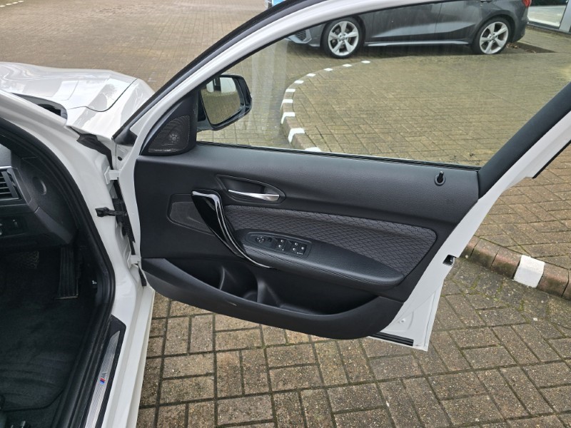 2017 (67) BMW 1 SERIES 118i [1.5] M Sport Shadow Ed 5dr Step Auto 4969189