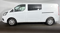 2023 (23) FORD COMMERCIAL TRANSIT CUSTOM 2.0 EcoBlue 130ps Low Roof D/Cab Limited Van 5301632