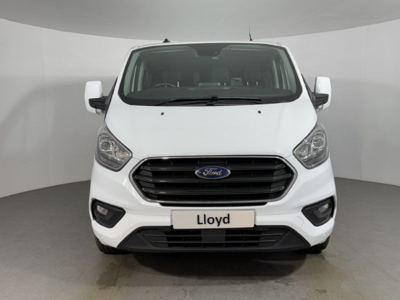 2023 (23) FORD COMMERCIAL TRANSIT CUSTOM 2.0 EcoBlue 130ps Low Roof D/Cab Limited Van 5301575