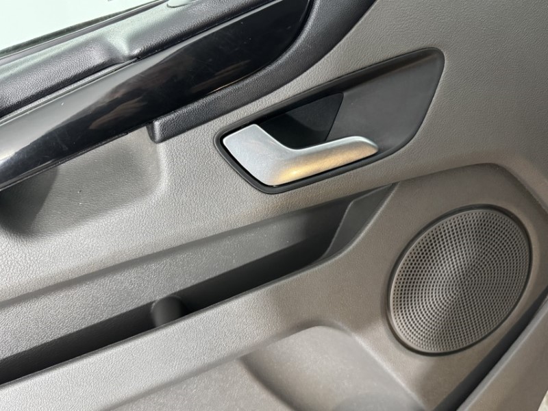 2023 (23) FORD COMMERCIAL TRANSIT CUSTOM 2.0 EcoBlue 130ps Low Roof D/Cab Limited Van 5301571