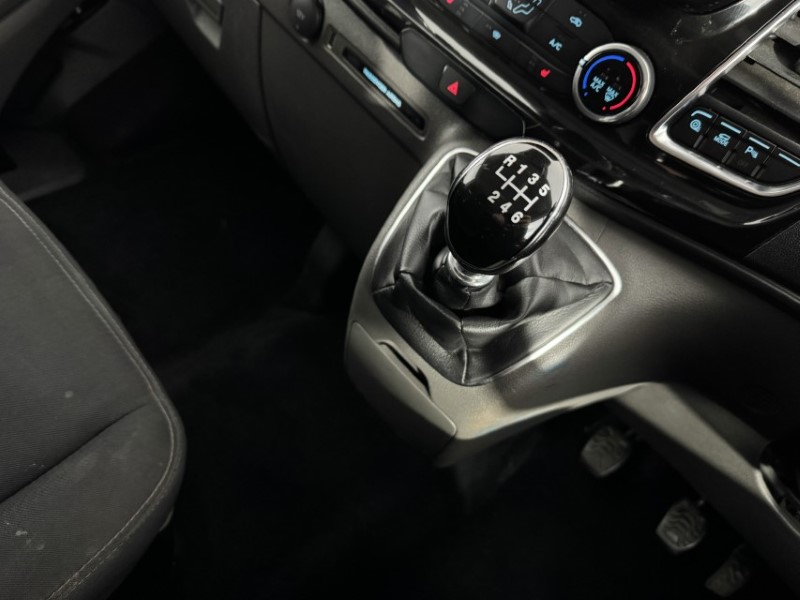 2023 (23) FORD COMMERCIAL TRANSIT CUSTOM 2.0 EcoBlue 130ps Low Roof D/Cab Limited Van 5301528