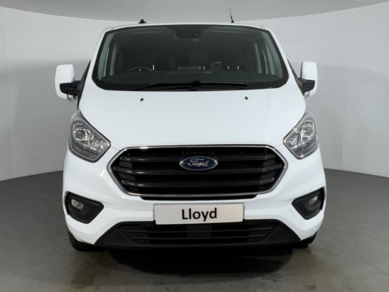 2023 (23) FORD COMMERCIAL TRANSIT CUSTOM 2.0 EcoBlue 130ps Low Roof D/Cab Limited Van 5301626