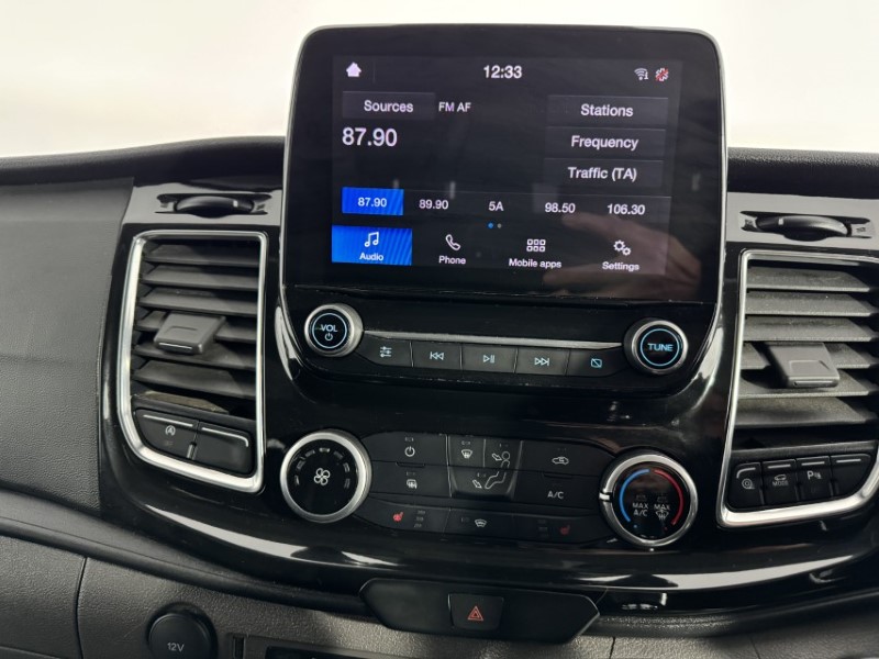 2023 (23) FORD COMMERCIAL TRANSIT CUSTOM 2.0 EcoBlue 130ps Low Roof D/Cab Limited Van 5301529