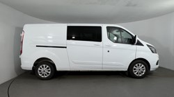 2023 (23) FORD COMMERCIAL TRANSIT CUSTOM 2.0 EcoBlue 130ps Low Roof D/Cab Limited Van 5301588