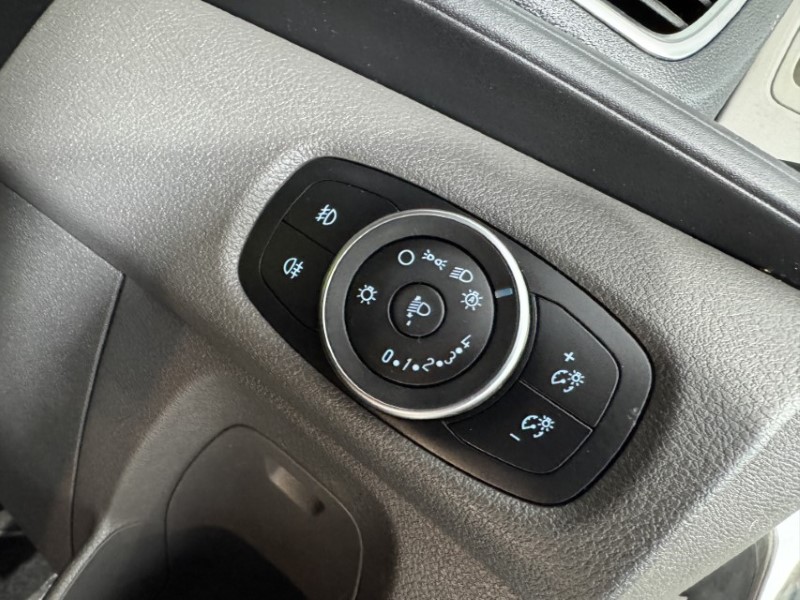 2023 (23) FORD COMMERCIAL TRANSIT CUSTOM 2.0 EcoBlue 130ps Low Roof D/Cab Limited Van 5301525