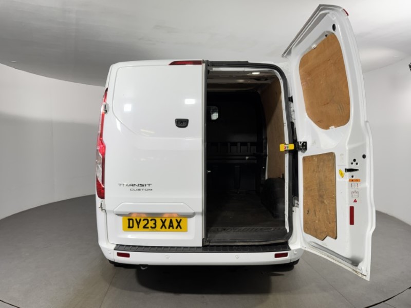 2023 (23) FORD COMMERCIAL TRANSIT CUSTOM 2.0 EcoBlue 130ps Low Roof D/Cab Limited Van 5301558