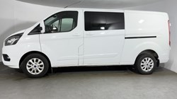 2023 (23) FORD COMMERCIAL TRANSIT CUSTOM 2.0 EcoBlue 130ps Low Roof D/Cab Limited Van 5301631