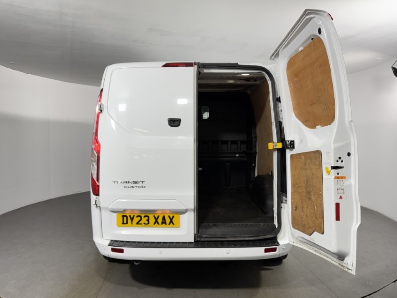 2023 (23) FORD COMMERCIAL TRANSIT CUSTOM 2.0 EcoBlue 130ps Low Roof D/Cab Limited Van 5301557