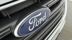 2023 (23) FORD COMMERCIAL TRANSIT CUSTOM 2.0 EcoBlue 130ps Low Roof D/Cab Limited Van 5301518