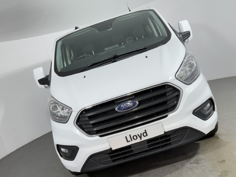 2023 (23) FORD COMMERCIAL TRANSIT CUSTOM 2.0 EcoBlue 130ps Low Roof D/Cab Limited Van 5301608