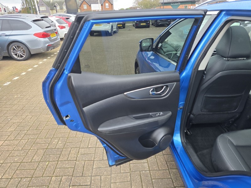 2020 (20) NISSAN QASHQAI 1.3 DiG-T Tekna 5dr 4988235