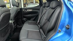 2020 (20) NISSAN QASHQAI 1.3 DiG-T Tekna 5dr 4988237