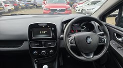 2019 (19) RENAULT CLIO 1.5 dCi 90 Iconic 5dr 5011027