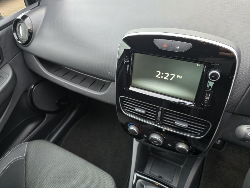 2019 (19) RENAULT CLIO 1.5 dCi 90 Iconic 5dr 5011022