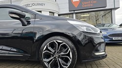 2019 (19) RENAULT CLIO 1.5 dCi 90 Iconic 5dr 5010990