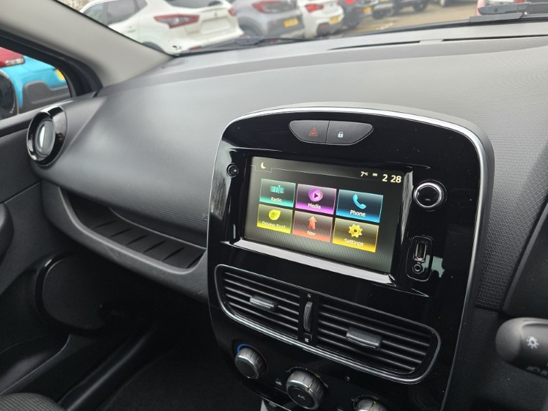 2019 (19) RENAULT CLIO 1.5 dCi 90 Iconic 5dr 5011028